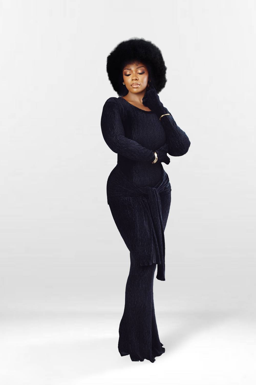 English Fittings - Classic British-inspired pieces with structured, elegant styling.